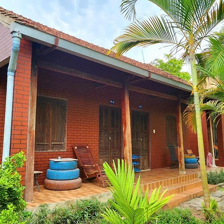 Cat Tien Farmer Lodge Quan Tom Экстерьер фото
